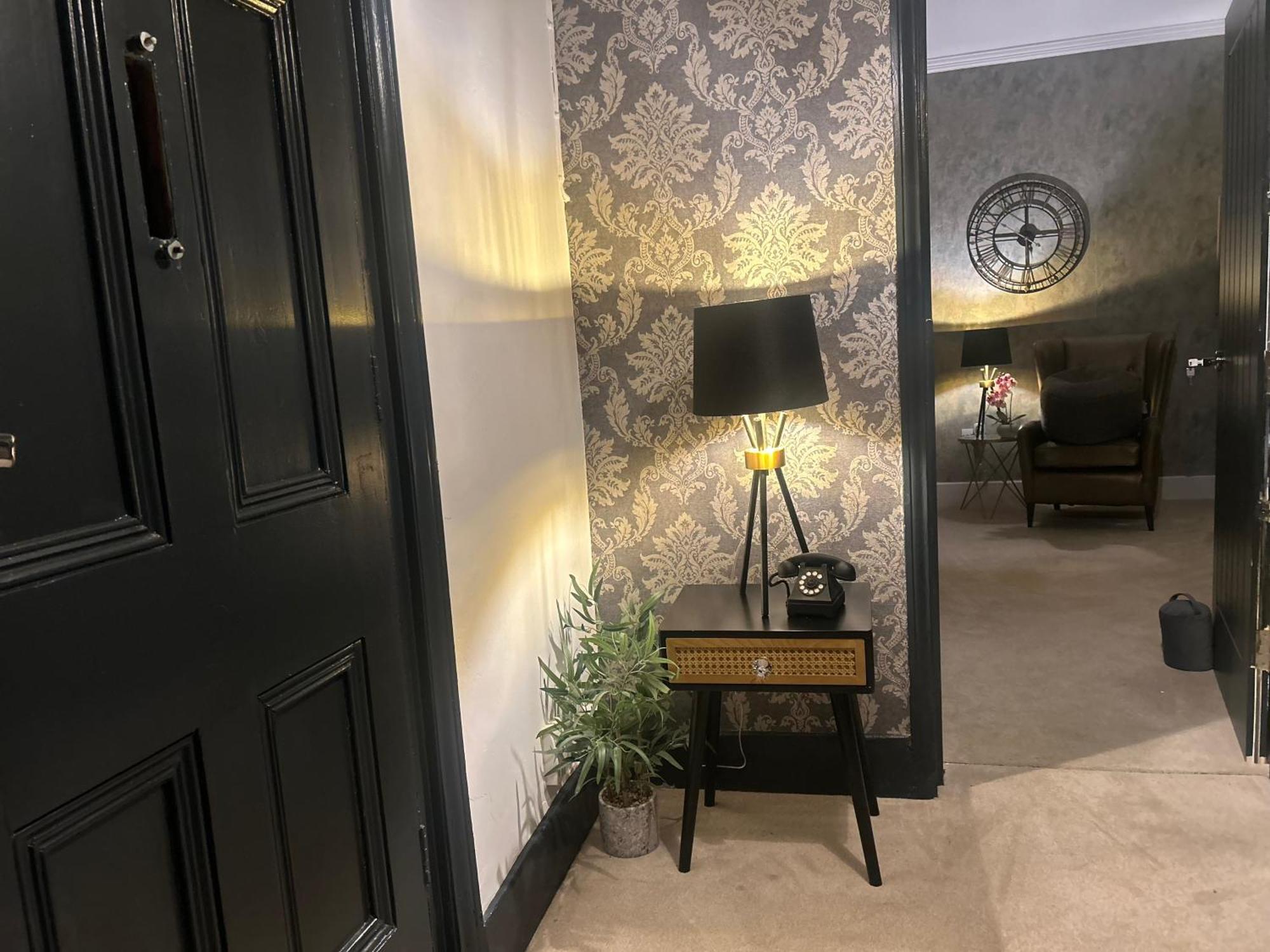 Park View Is A Beautiful Whole Entire House Close To Town Centre, Sleeps 8 In 4 Rooms, 2 Doubles And 4 Single Beds With 2 Shower Rooms, Available For Holidays, Insurance Stays, Trades People, Contractors, Pets Welcome ويزبيتش المظهر الخارجي الصورة